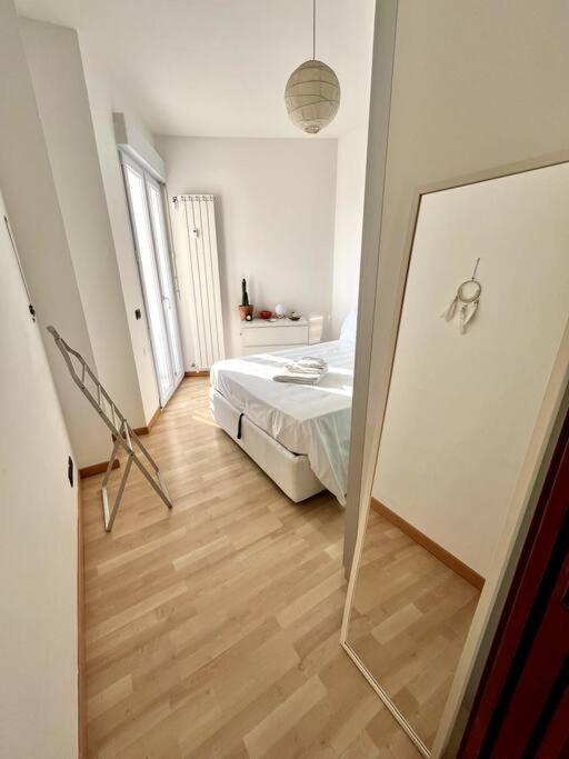 Casa Solymar Leilighet Vallecrosia Eksteriør bilde