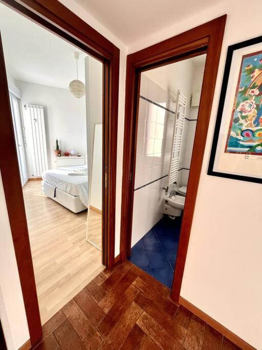 Casa Solymar Leilighet Vallecrosia Eksteriør bilde